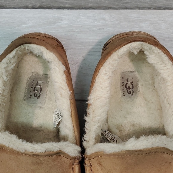 Ugg Australia Mens 5775 Leather Loafer Slippers Sheepskin shoes sz 9 main image 7